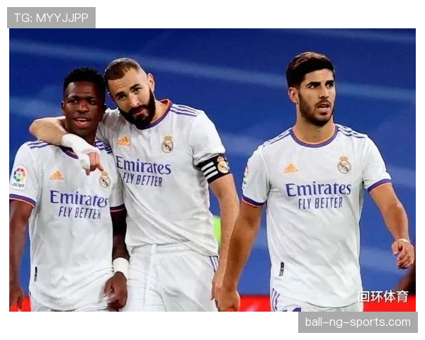 本泽马与哈兰德高位得分方式的体系适配与角色分化